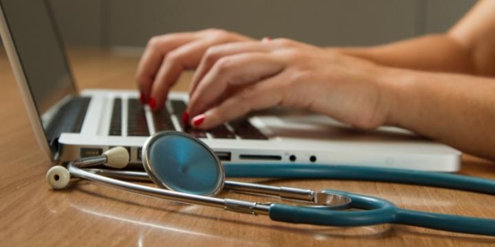 Periodo de carencia: cómo afecta al seguro de salud en mayores