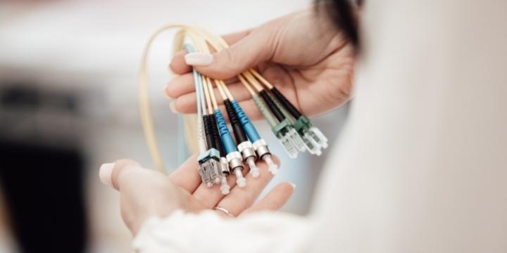 ¿Qué es fibra simetrica? ¿En qué consiste?